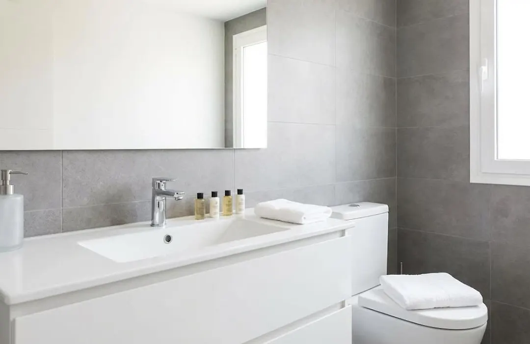 Bright 1 Bed Apartment Manchester - Sleeps 2-1
